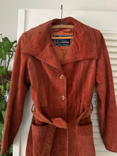 Load image into Gallery viewer, Vintage Suede Jacket
