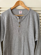 Load image into Gallery viewer, Vintage Thermal Henley
