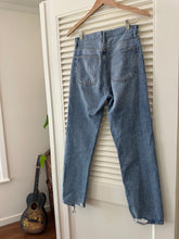 Load image into Gallery viewer, Agolde Jeans
