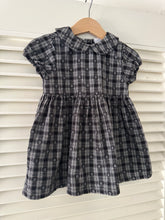 Load image into Gallery viewer, Gaps Baby Dress
