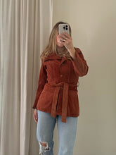 Load image into Gallery viewer, Vintage Suede Jacket
