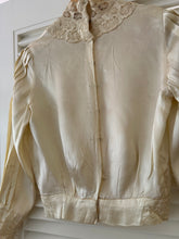 Load image into Gallery viewer, Vintage Silk Blouse
