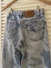 Load image into Gallery viewer, Vintage Levi&#39;s
